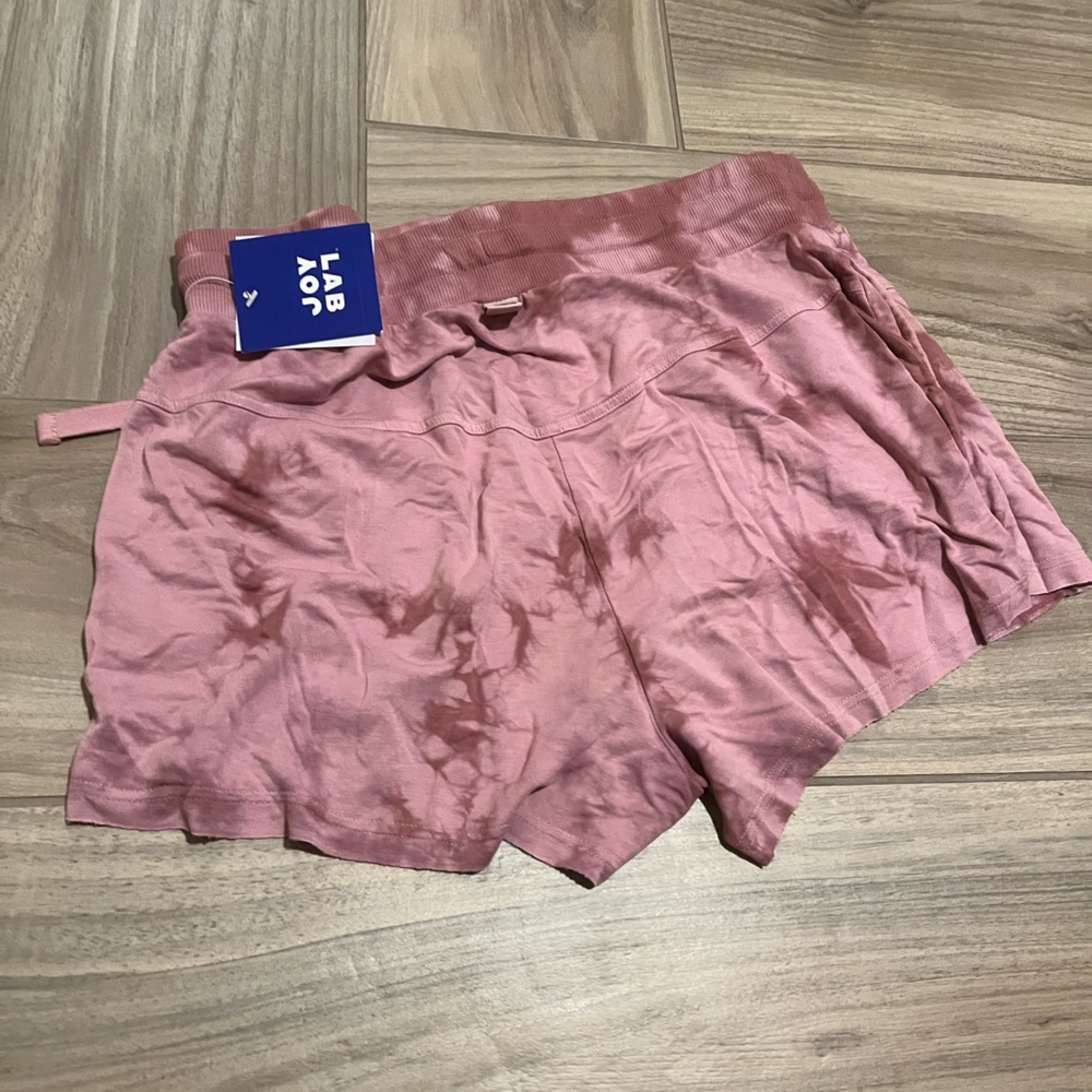 Joy lab tie-dye pink shorts size large new tags